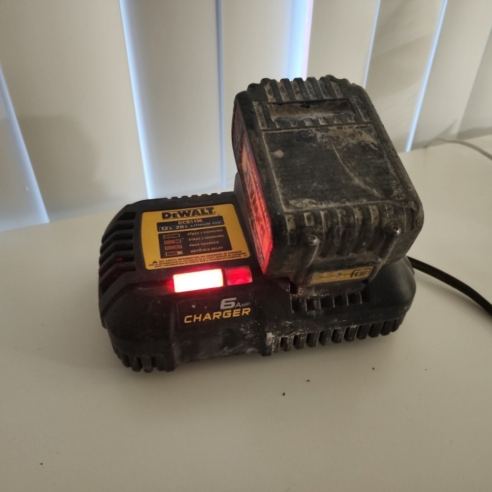 Dewalt 6 amp charger (used)